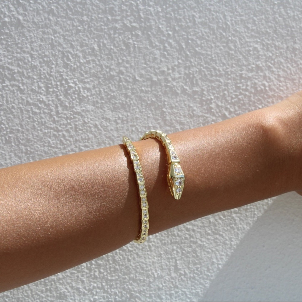 Luxurious Gold Snake Cuff/ Bracelet